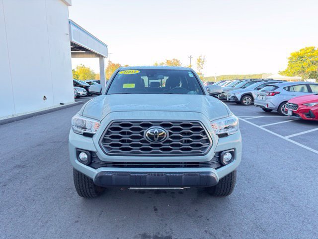 Used 2023 Toyota Tacoma TRD Off-Road AWD/4WD image 3