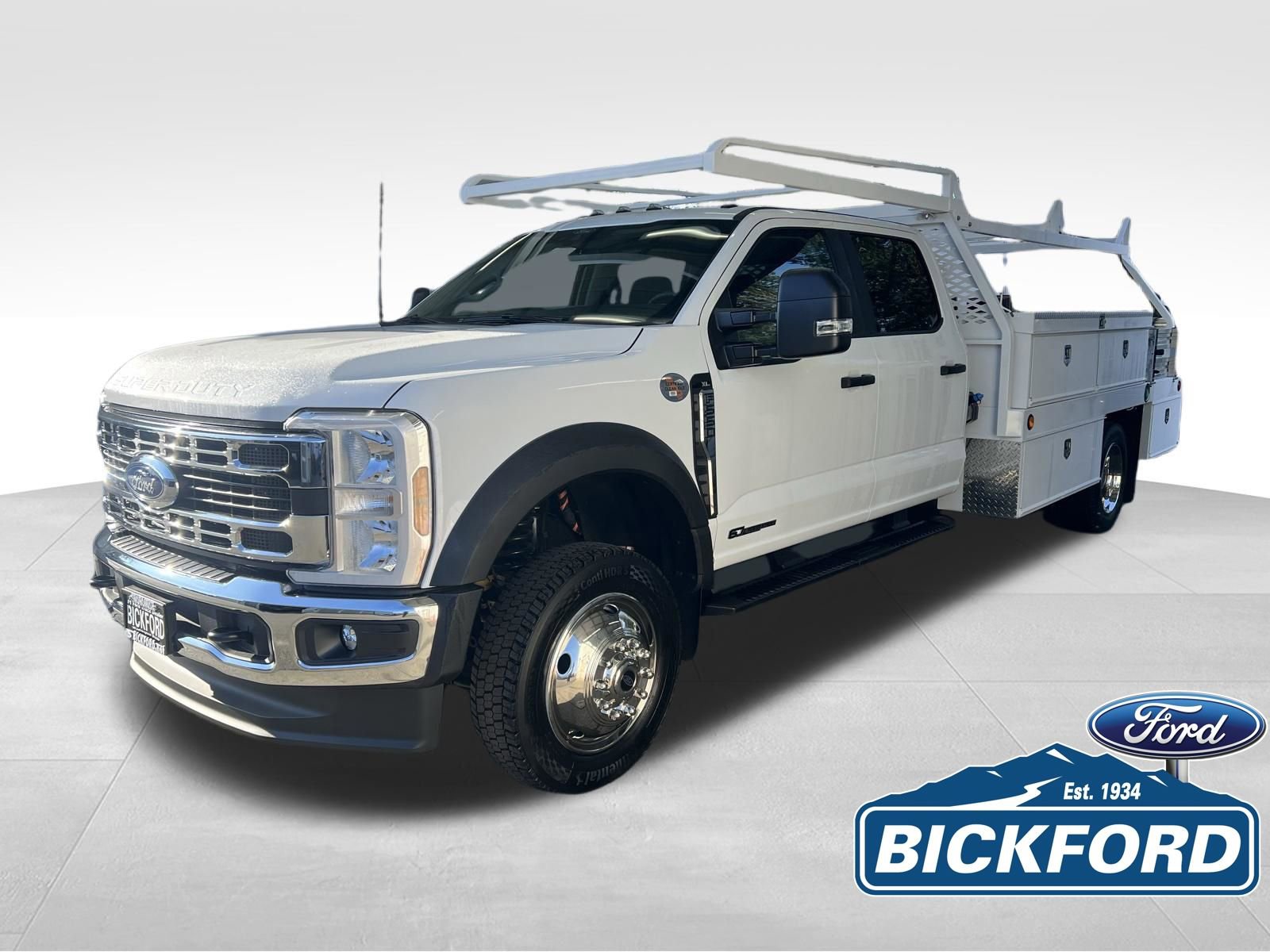 New 2026 Ford F550 4x4 Crew Cab image 1