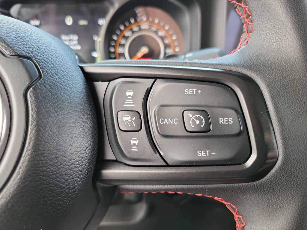 Used 2024 Jeep Wrangler Rubicon image 6
