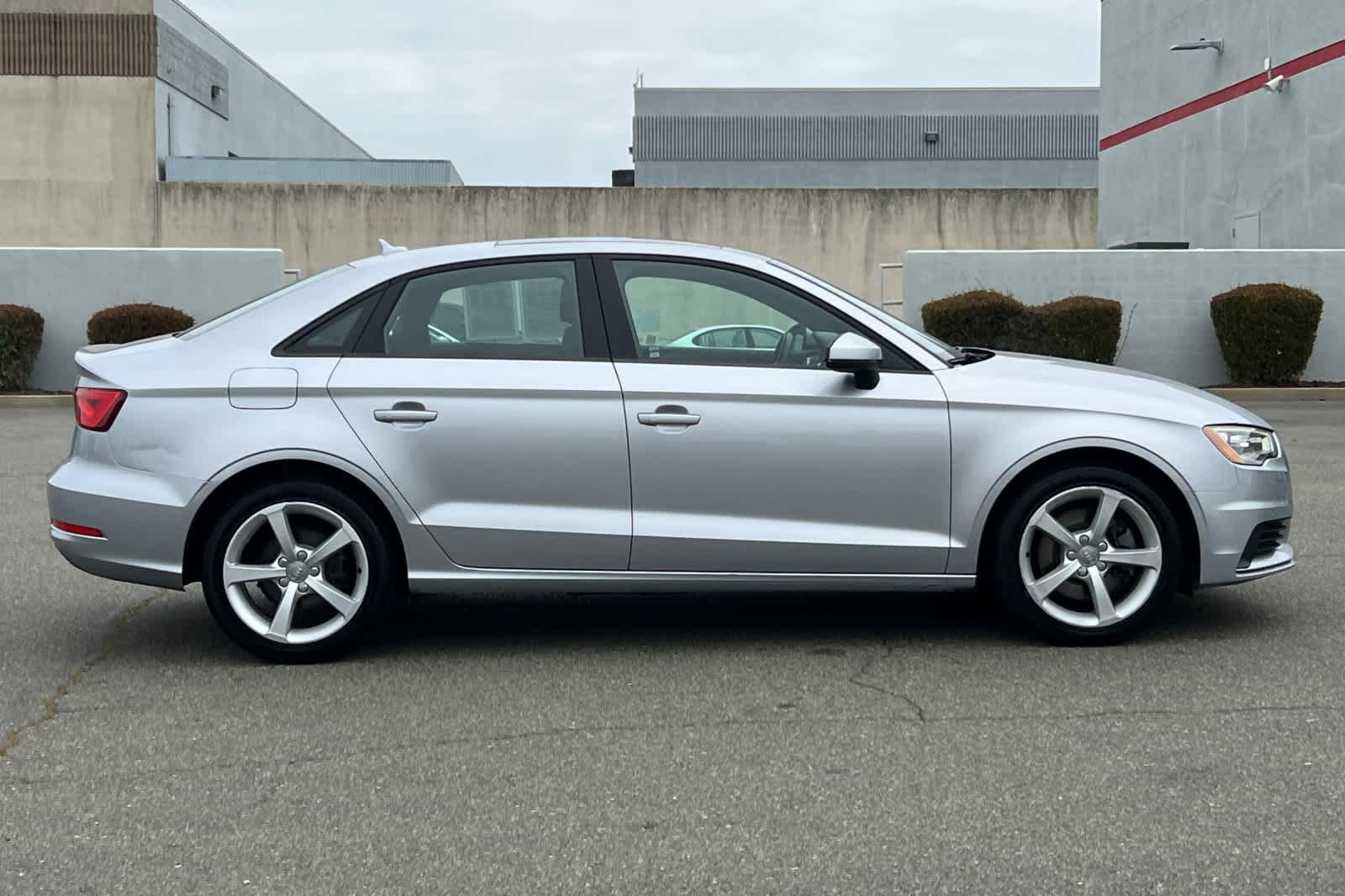 Used 2016 Audi A3 1.8T Premium FWD image 6