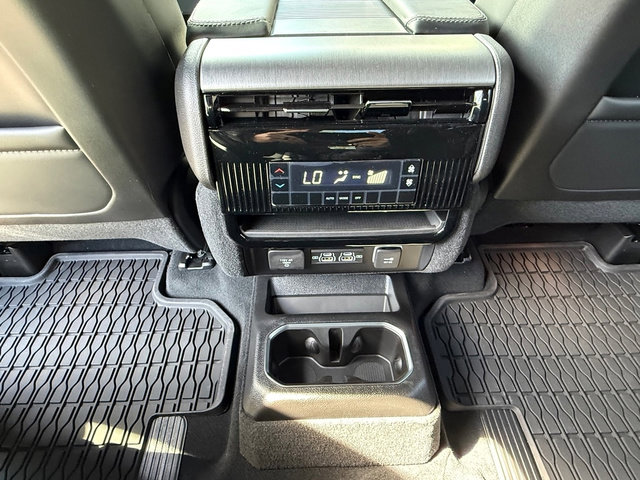 New 2026 Jeep Grand Wagoneer 4WD image 19