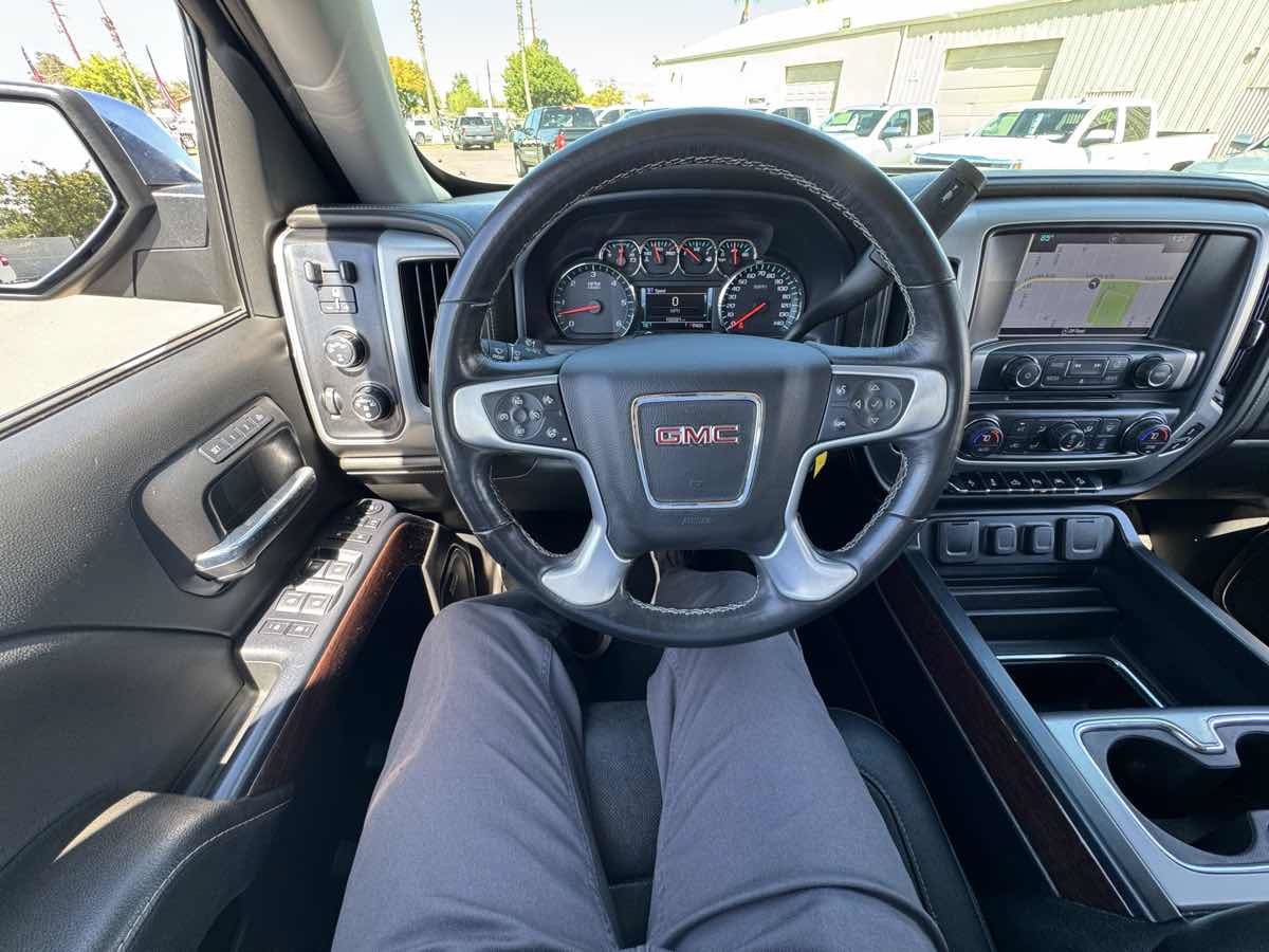 Used 2018 GMC Sierra 1500 SLT AWD/4WD image 32