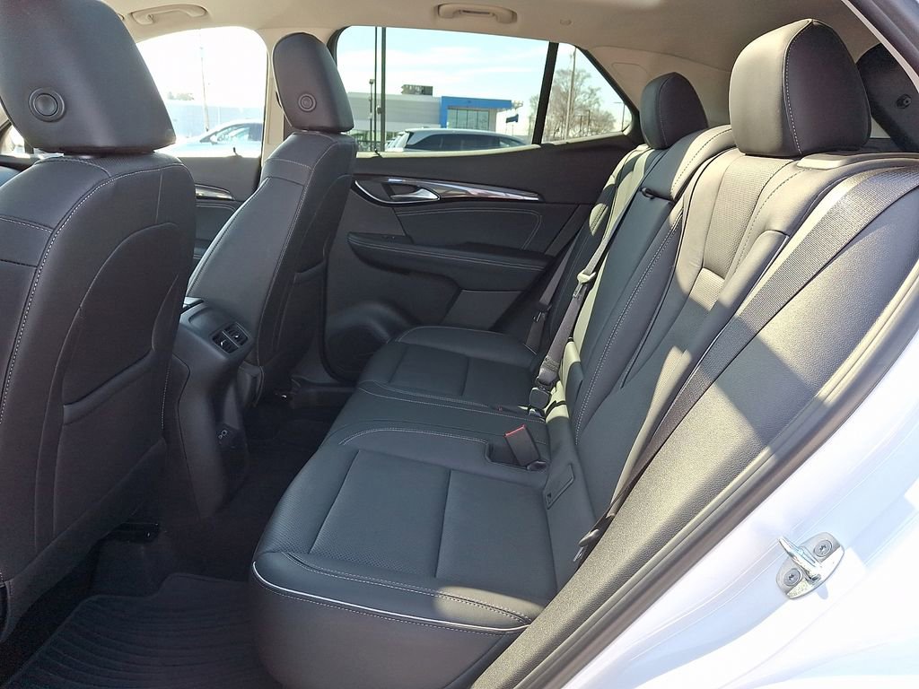 Used 2021 Buick Envision Essence image 10