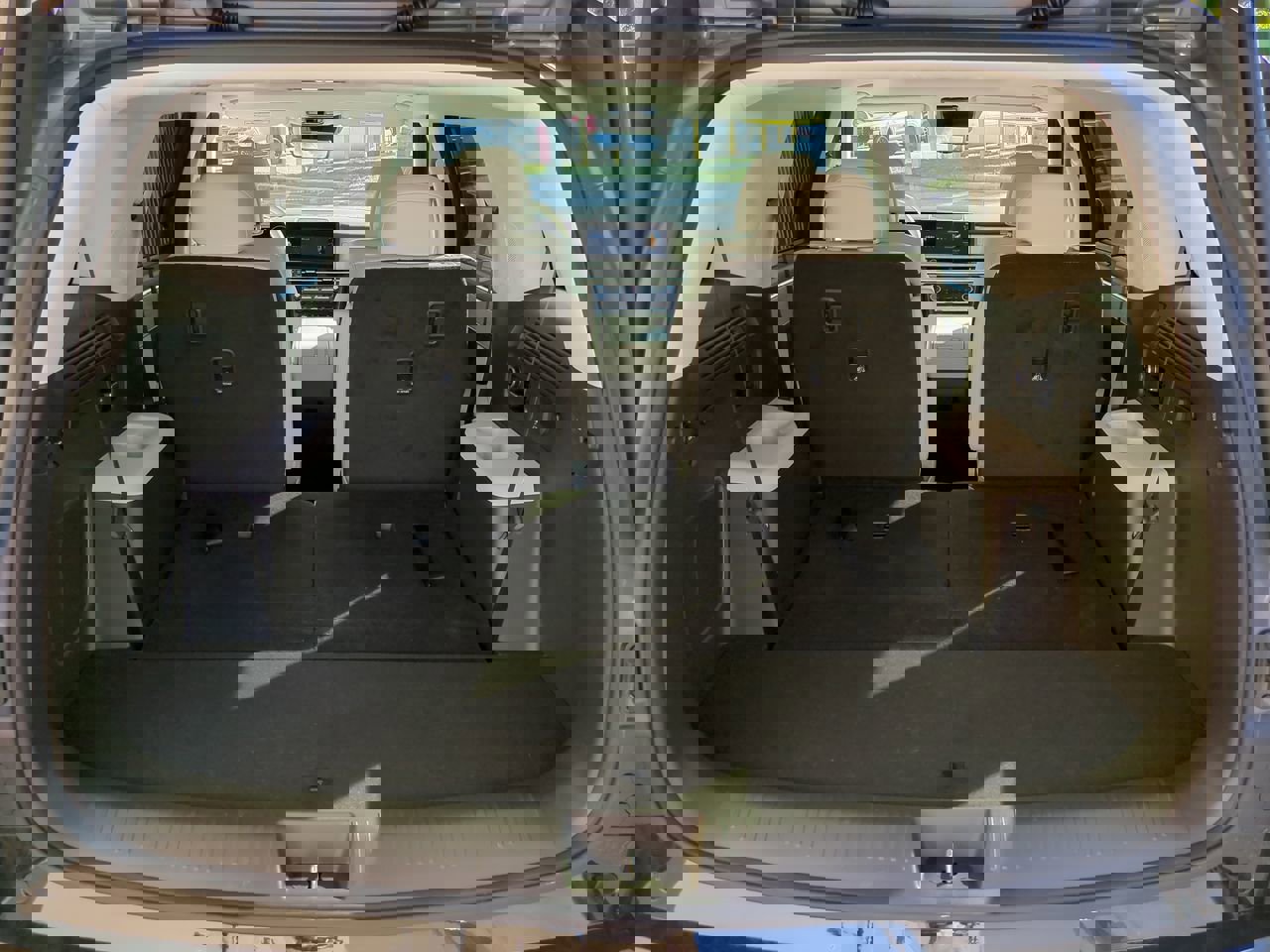 Used 2024 Hyundai Santa Fe Calligraphy image 12