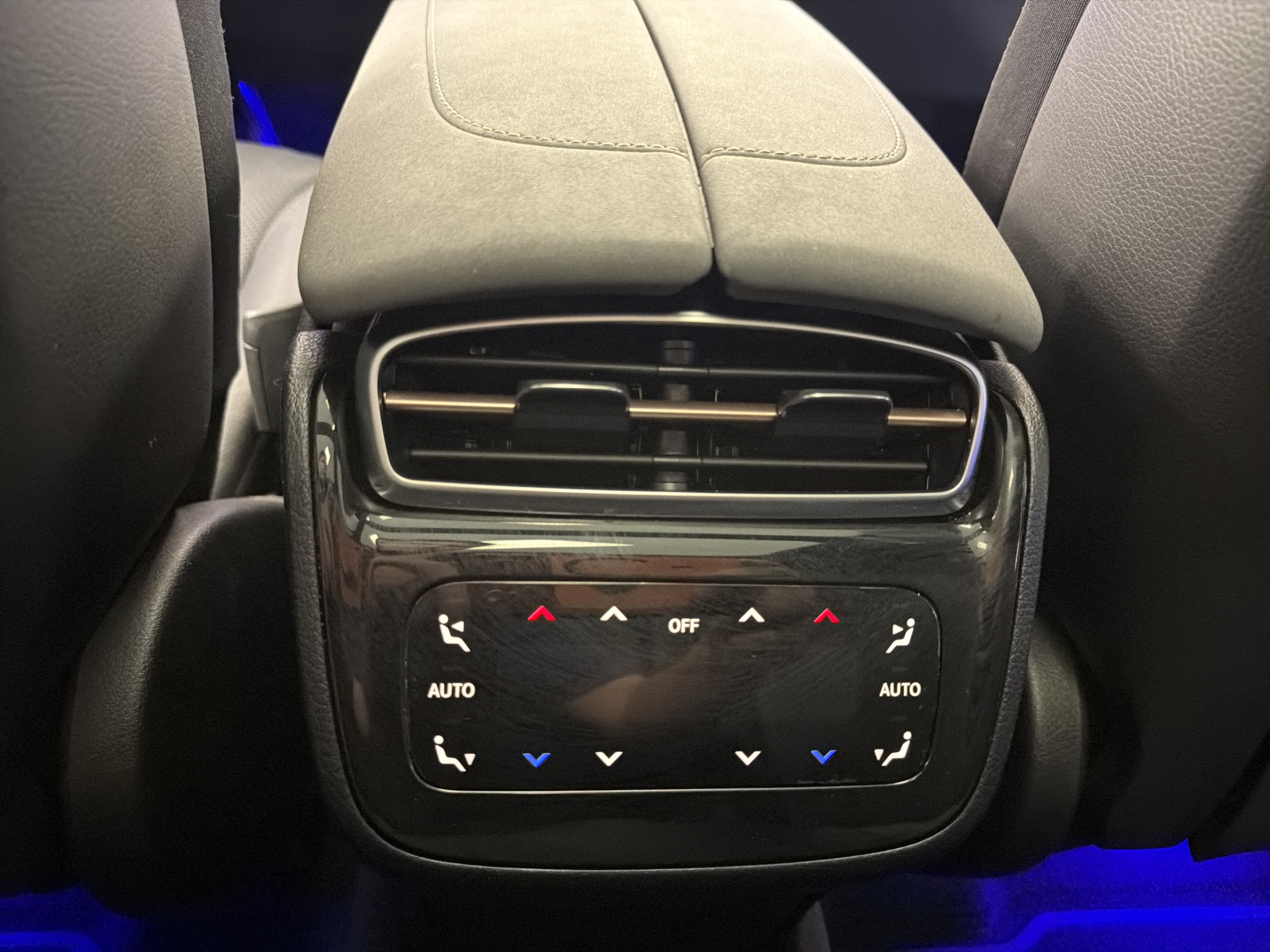 Certified 2023 Mercedes-Benz EQS 580 4MATIC SUV image 27