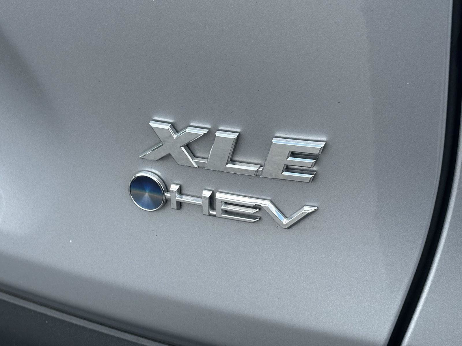 Certified 2025 Toyota RAV4 XLE w/ Convenience Package AWD/4WD image 10