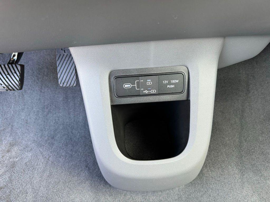 New 2025 Hyundai Ioniq 5 SEL AWD/4WD image 25