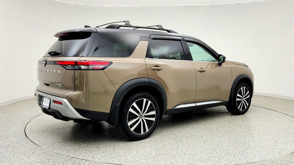 Used 2024 Nissan Pathfinder Platinum w/ Cargo Package AWD/4WD image 5