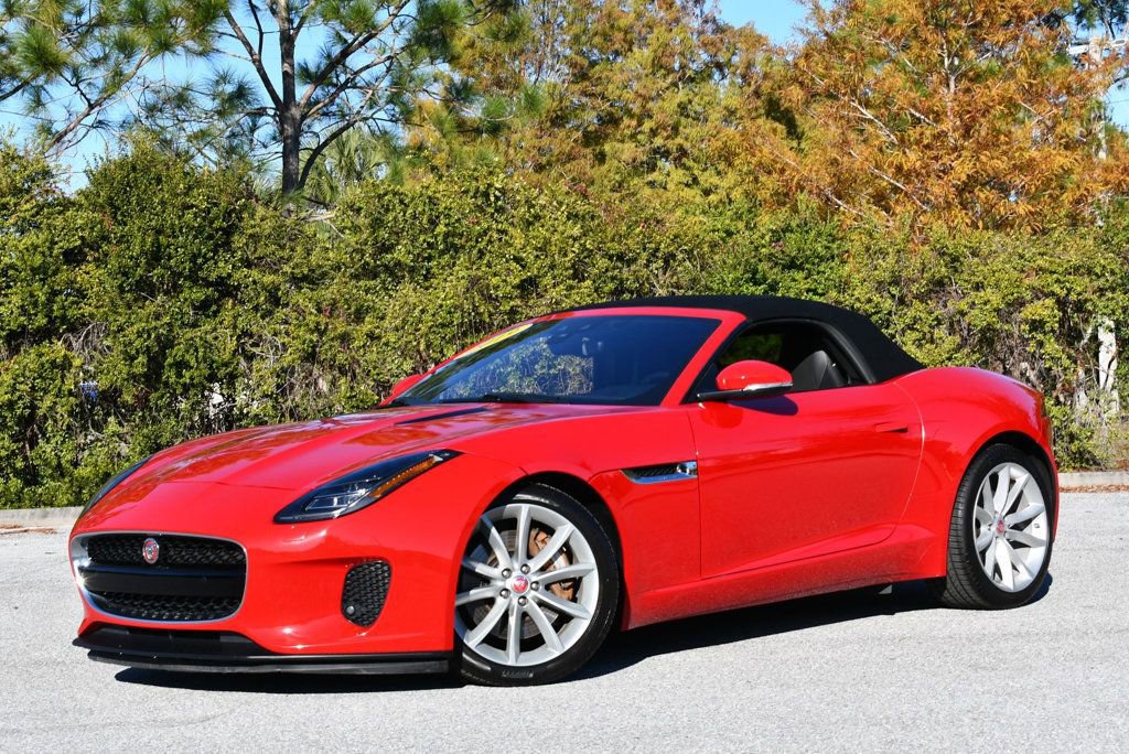 Used 2019 Jaguar F-TYPE Convertible image 21
