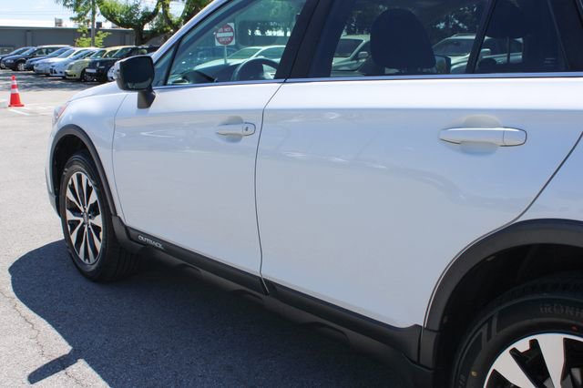Used 2017 Subaru Outback 2.5i Limited AWD/4WD image 47