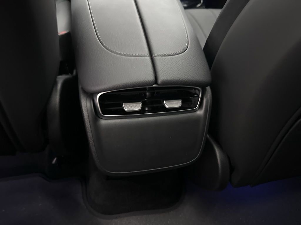 Used 2026 Mercedes-Benz EQE 320 4MATIC SUV image 22