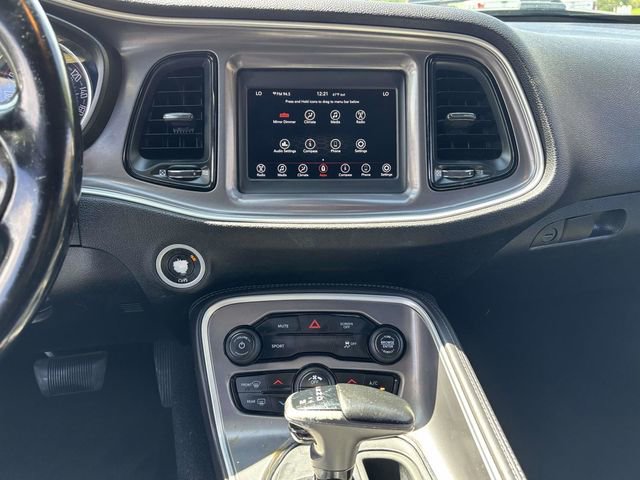 Used 2020 Dodge Challenger SXT RWD image 21
