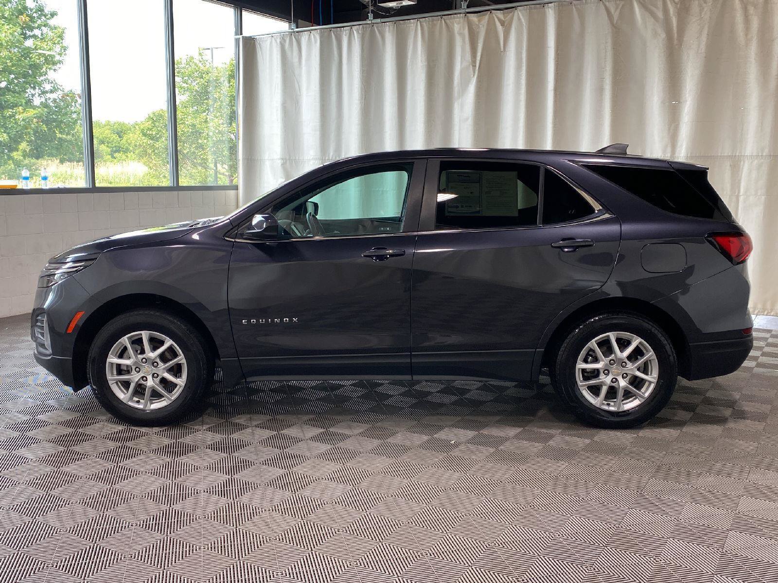 Used 2023 Chevrolet Equinox LT AWD/4WD image 15