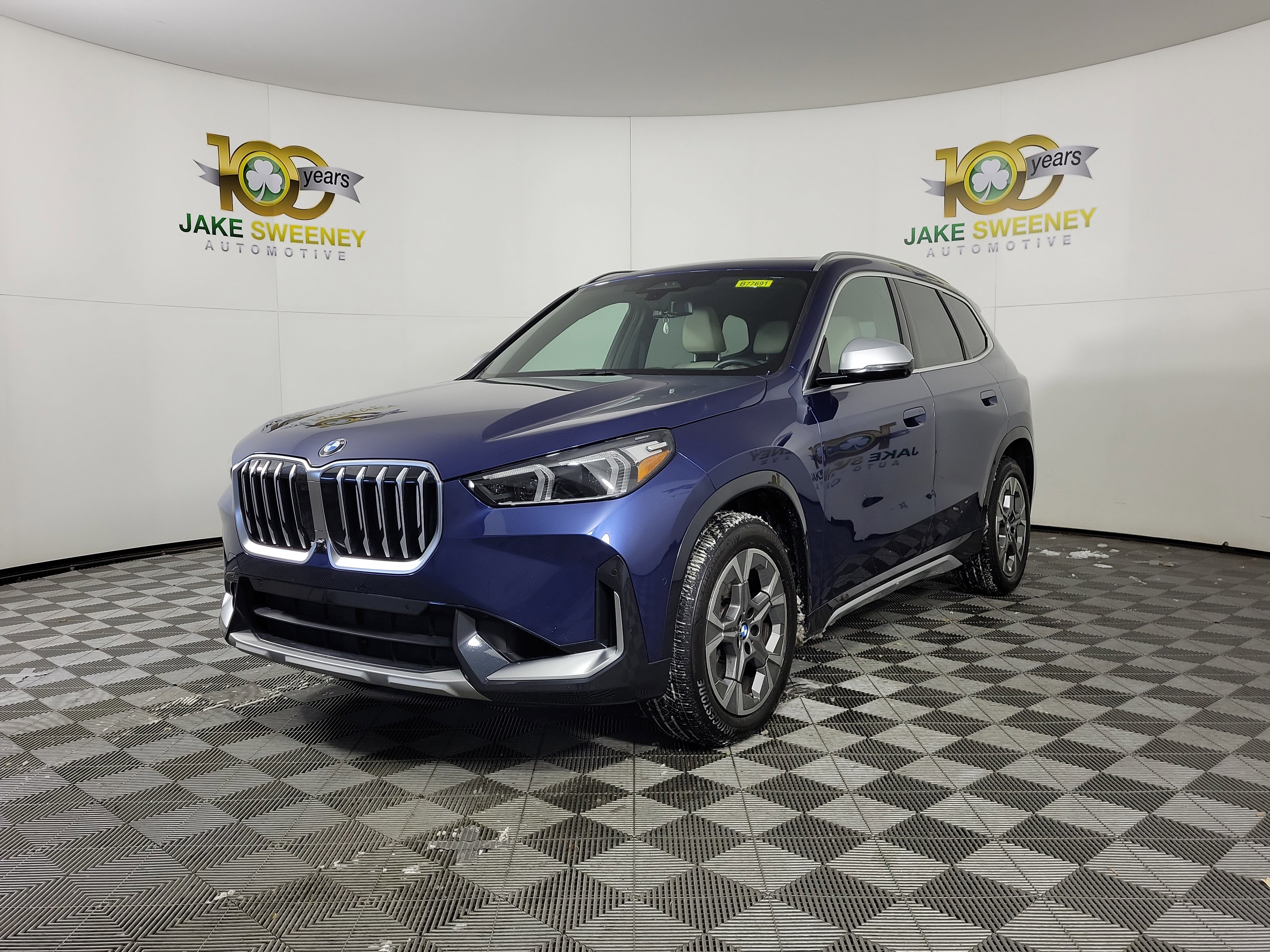 Certified 2023 BMW X1 xDrive28i image 3