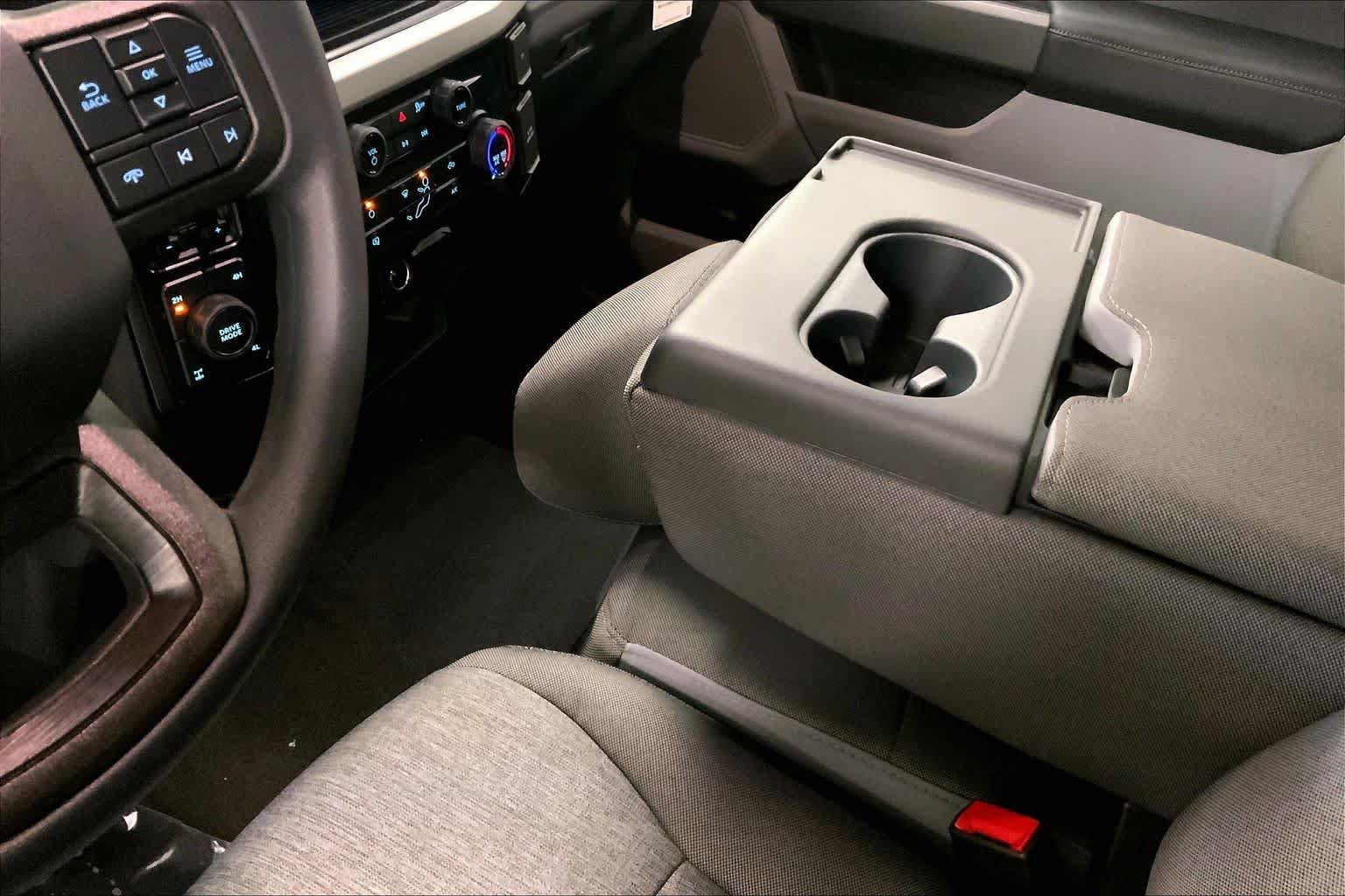 New 2026 Ford F250 XL w/ STX Appearance Package AWD/4WD image 6