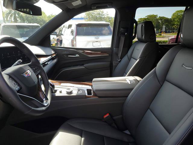 Certified 2024 Cadillac Escalade Luxury RWD image 41