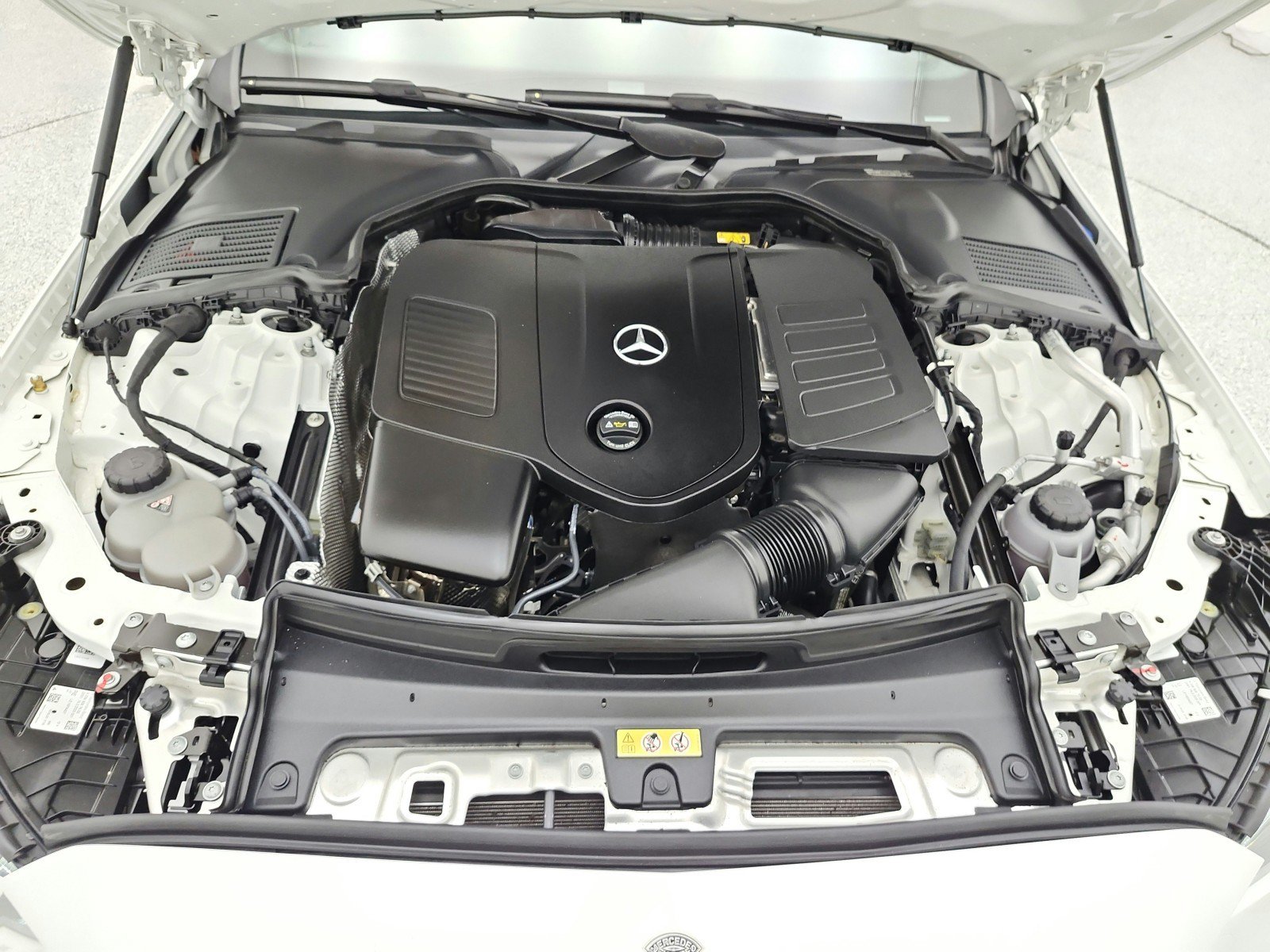 Used 2023 Mercedes-Benz C 300 Sedan image 17