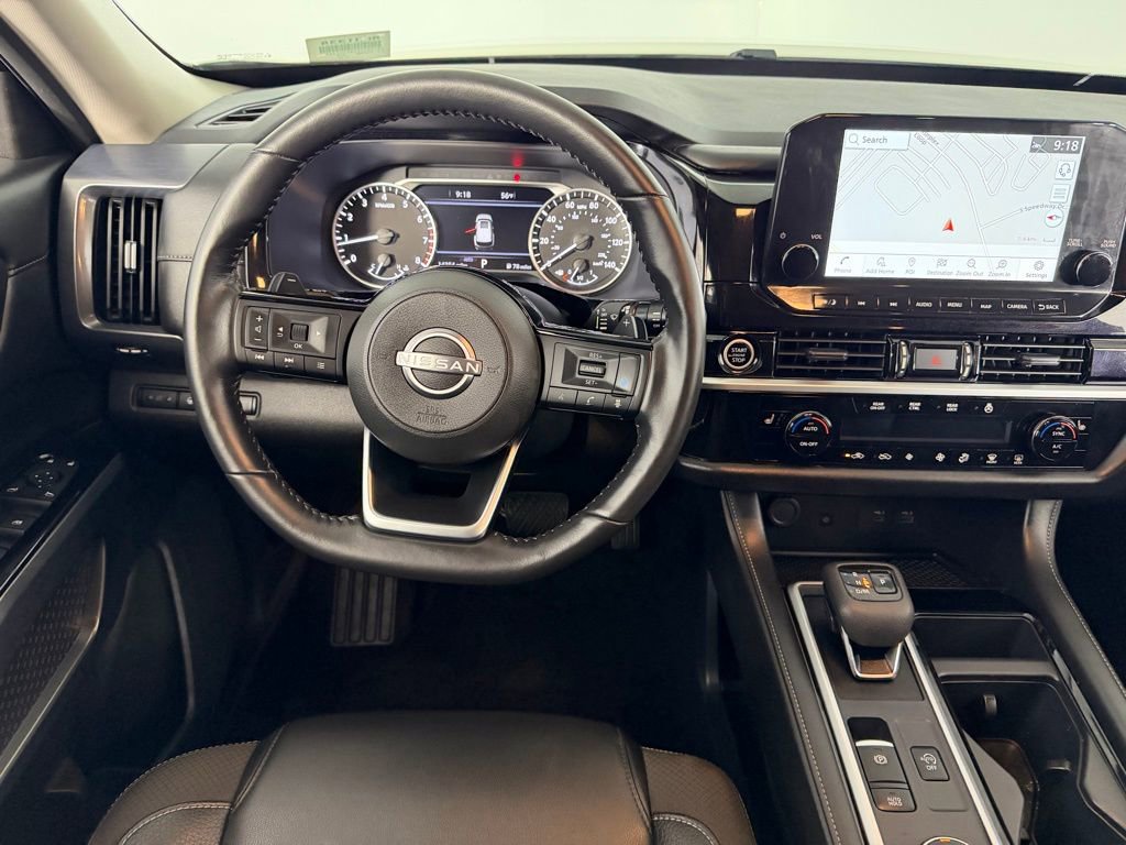 Used 2024 Nissan Pathfinder SL image 13