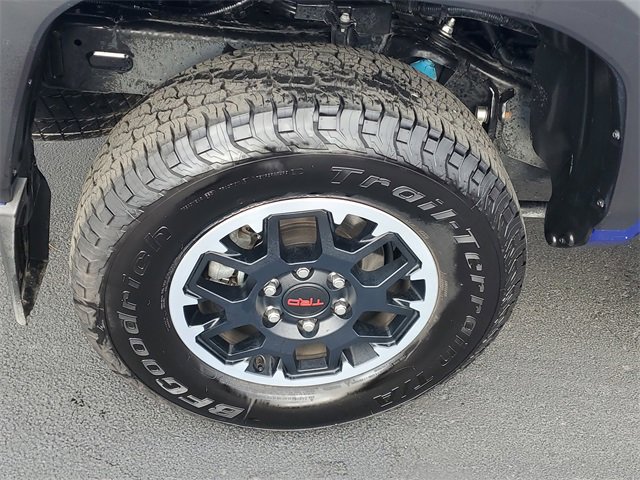 Used 2024 Toyota Tacoma TRD Off-Road image 5