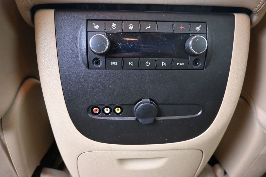 Used 2014 GMC Yukon Denali AWD/4WD image 14