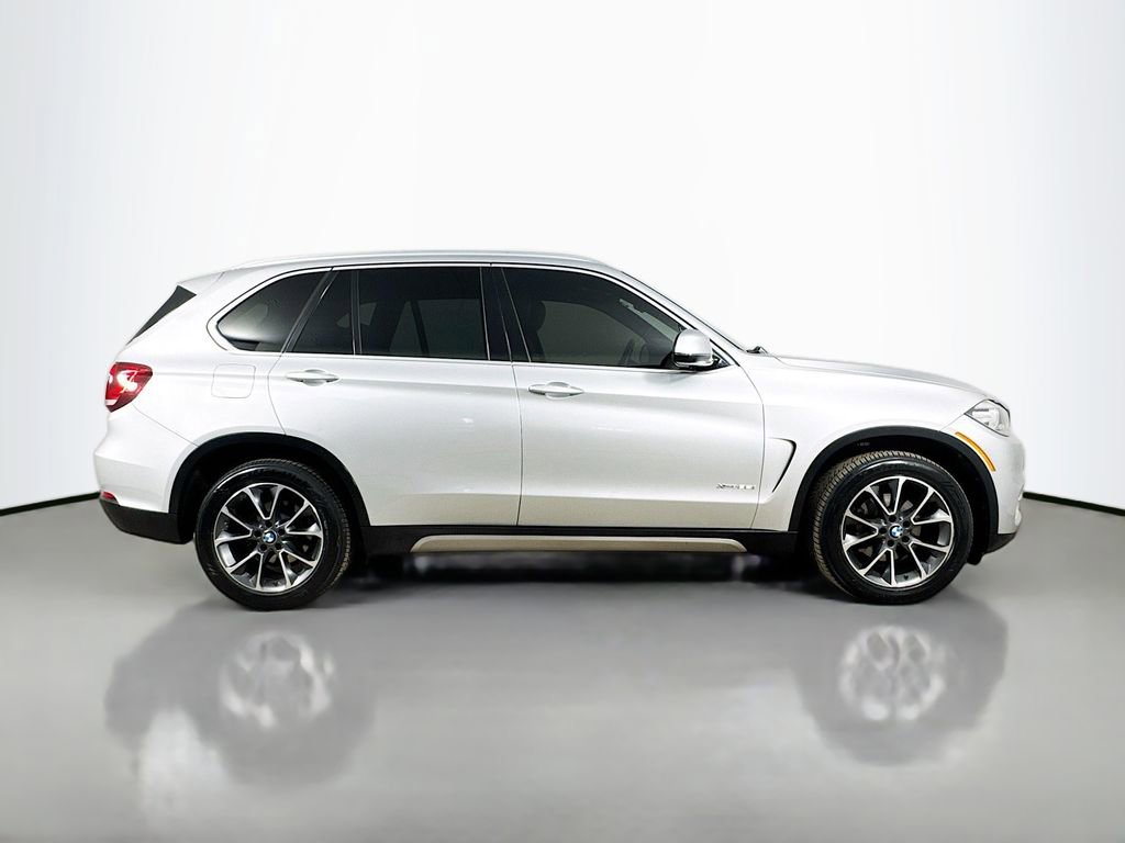 Used 2017 BMW X5 xDrive35i AWD/4WD image 9