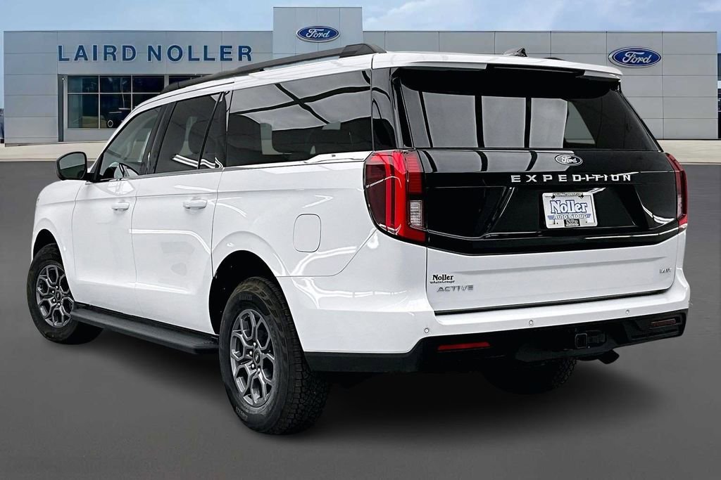 New 2025 Ford Expedition Max Active image 3