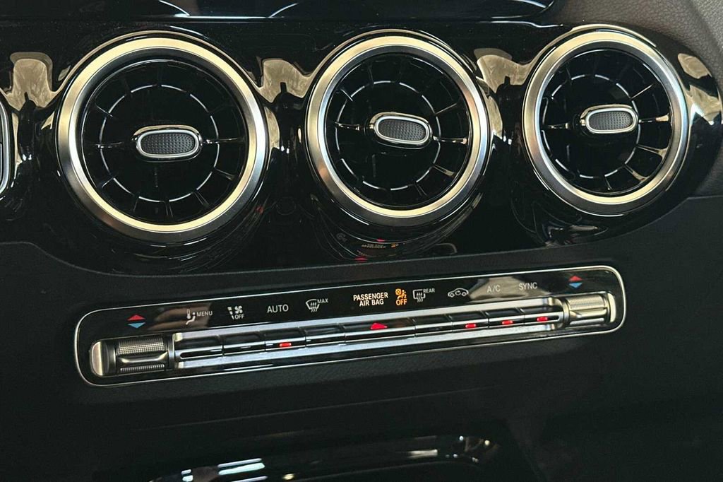 Certified 2023 Mercedes-Benz GLA 250 4MATIC w/ Parking Assistance Package image 27