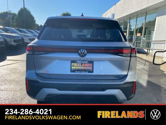 New 2025 Volkswagen Tiguan SE image 10