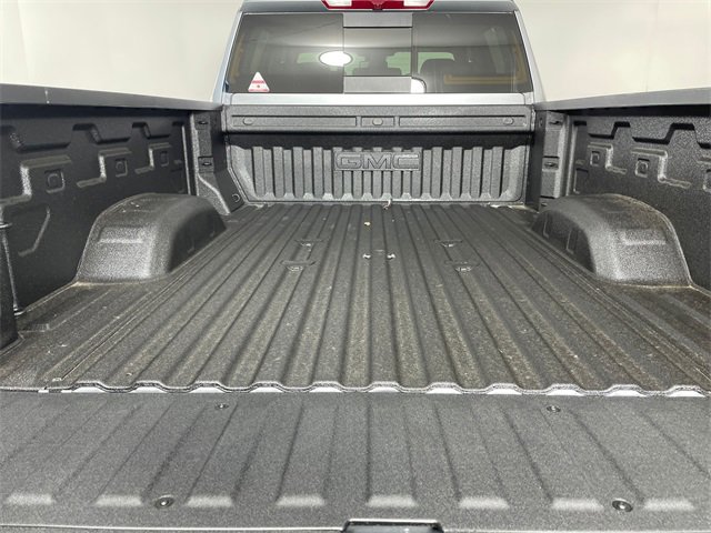 New 2026 GMC Sierra 3500 SLT w/ SLT Premium Package image 15