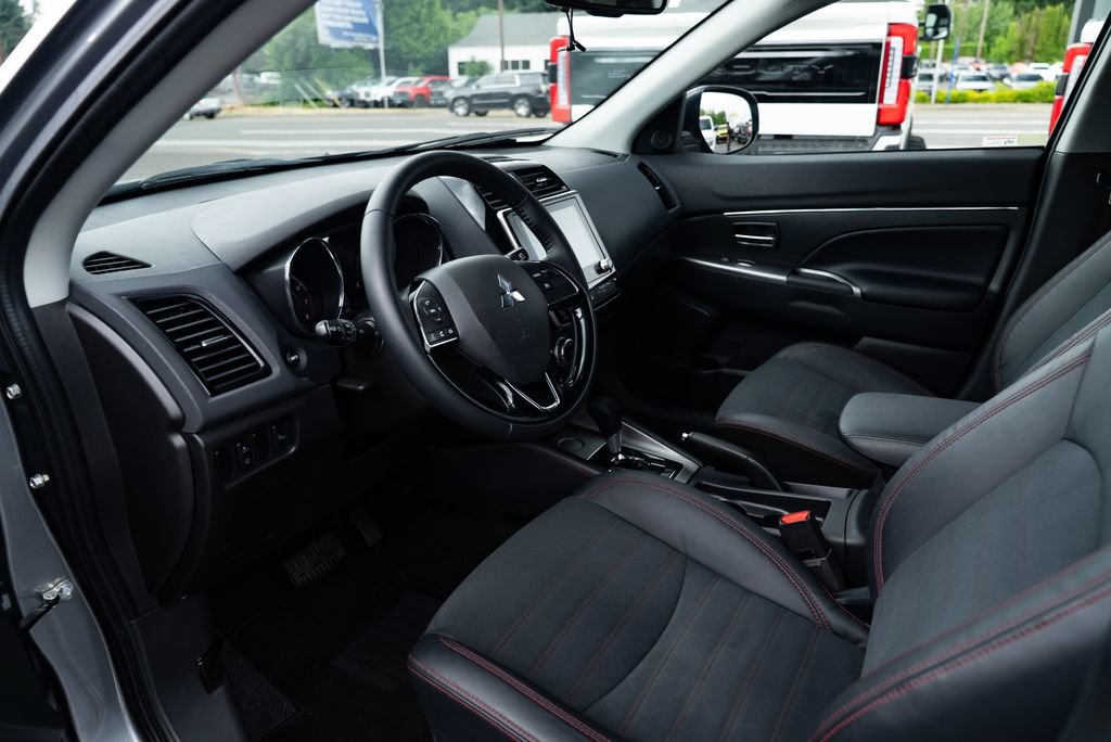 Used 2022 Mitsubishi Outlander Sport SE FWD image 20