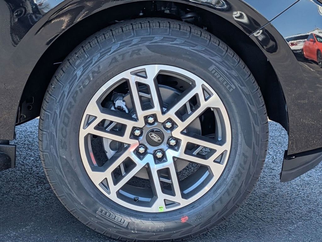 New 2026 Ford Expedition Active image 19