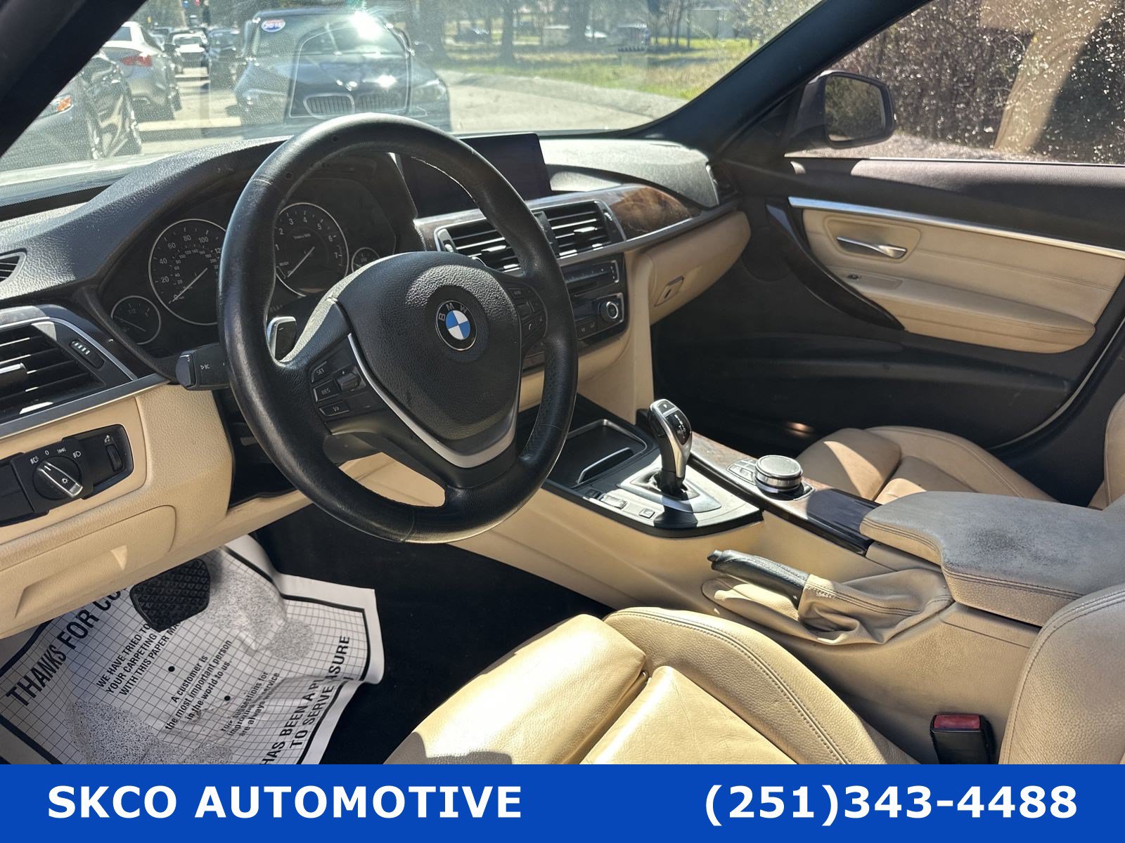 Used 2017 BMW 330i xDrive Sedan w/ Premium Package AWD/4WD image 38