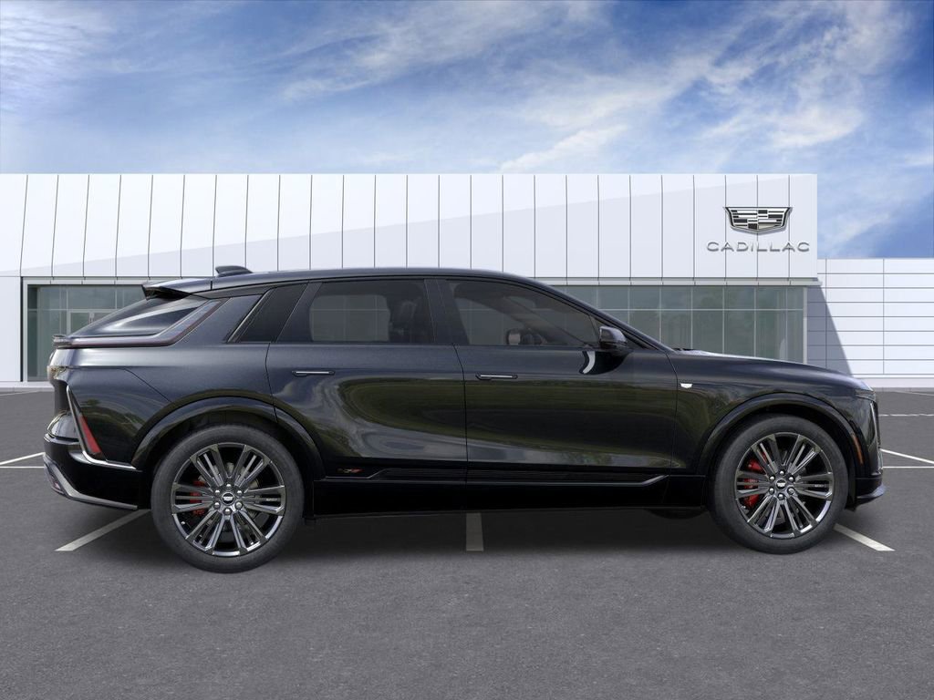 New 2026 Cadillac Lyriq V w/ LPO, Onyx Lite Package AWD/4WD image 5