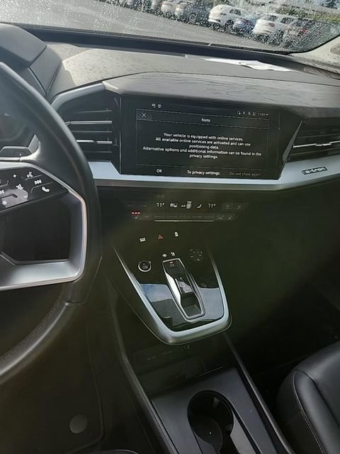 Used 2024 Audi Q4 e-tron Premium Plus w/ Premium Plus image 8