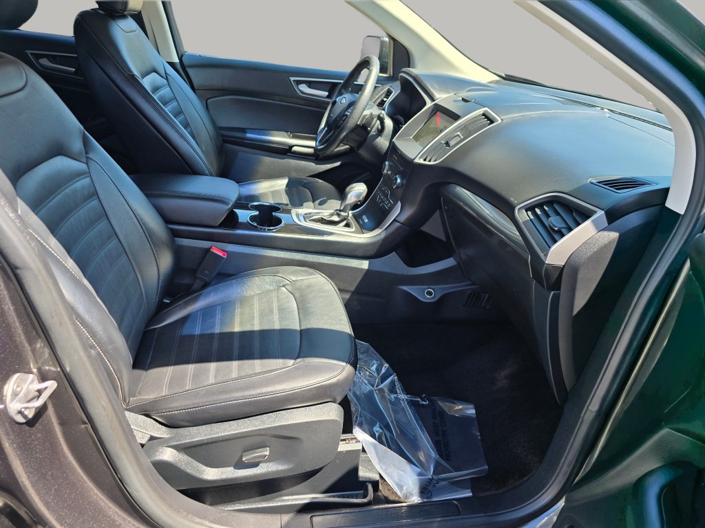 Used 2016 Ford Edge SEL w/ Equipment Group 201A AWD/4WD image 26