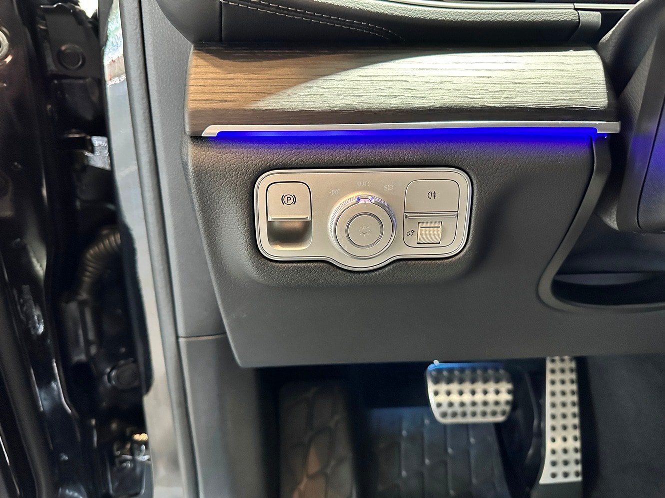 Certified 2025 Mercedes-Benz GLS 450 4MATIC image 16