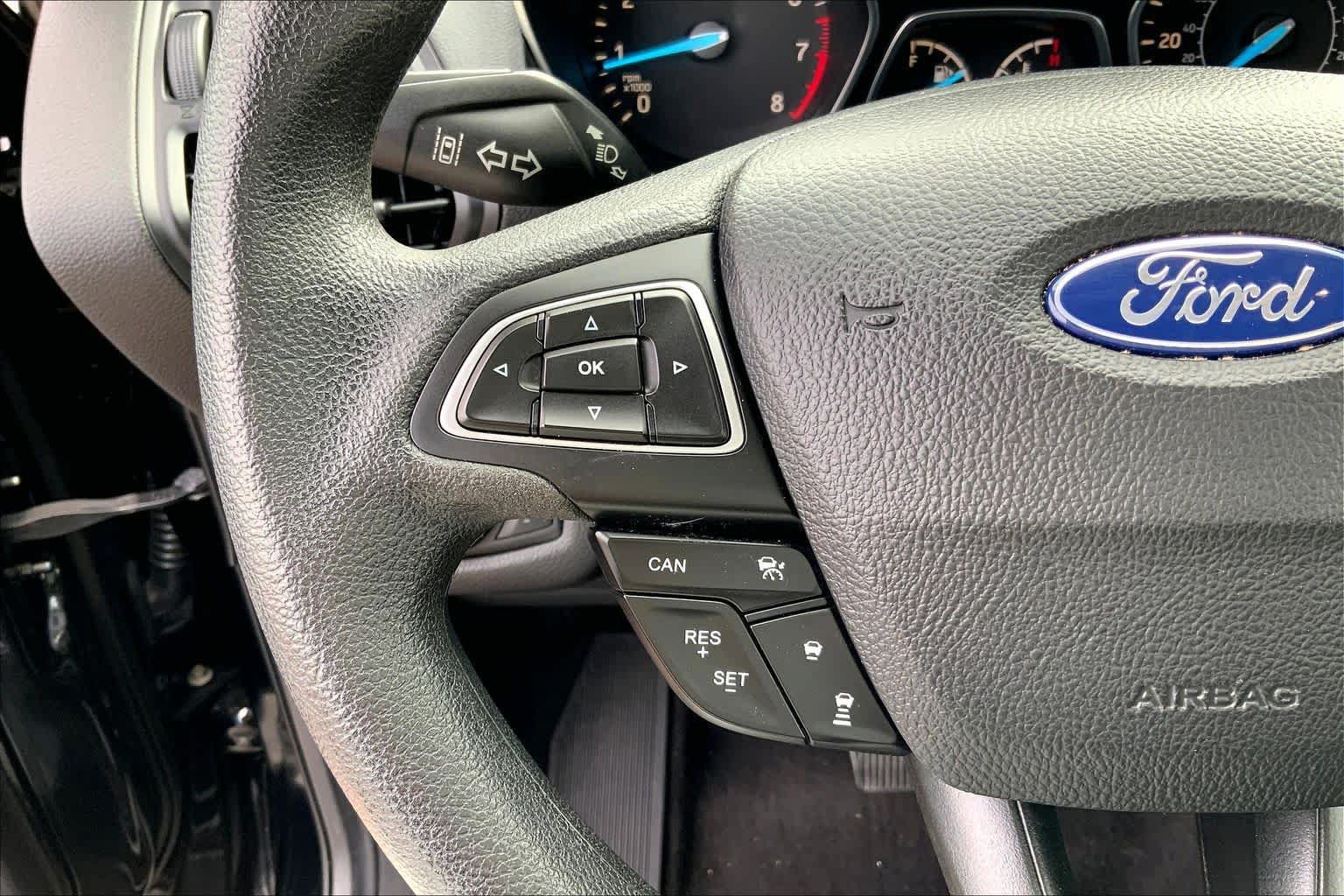 Certified 2018 Ford Escape SE w/ Ford Safe & Smart Package AWD/4WD image 20