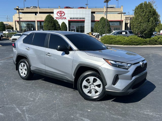 Used 2024 Toyota RAV4 LE FWD image 2