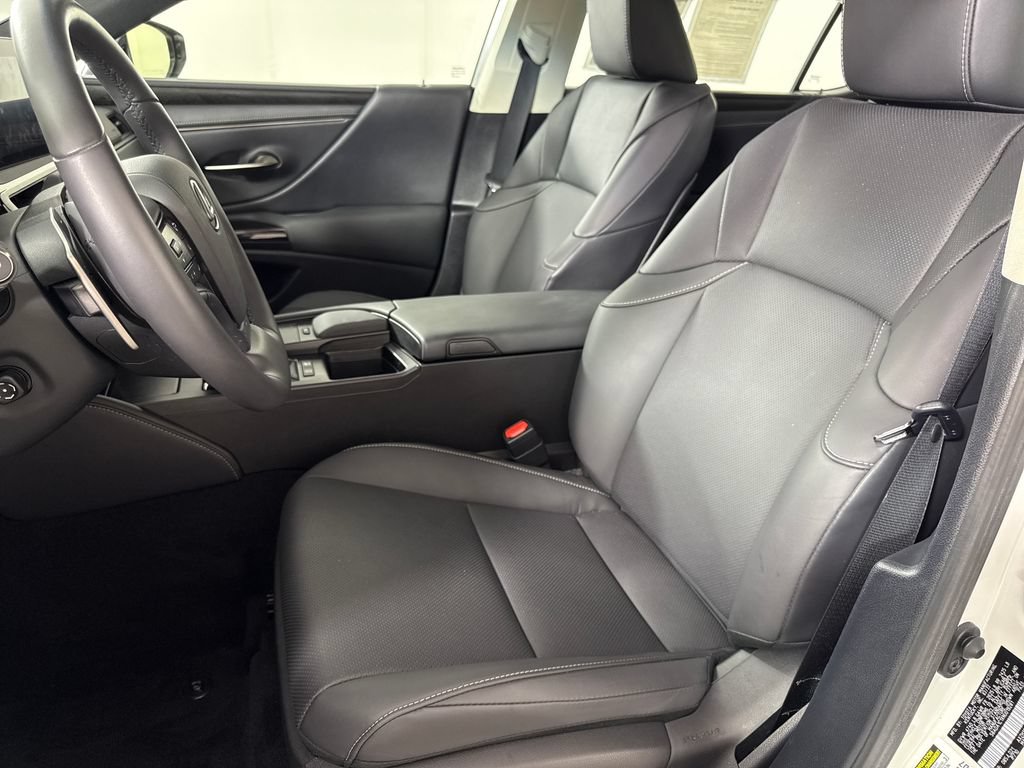 Used 2022 Lexus ES 300h w/ Premium Package FWD image 11