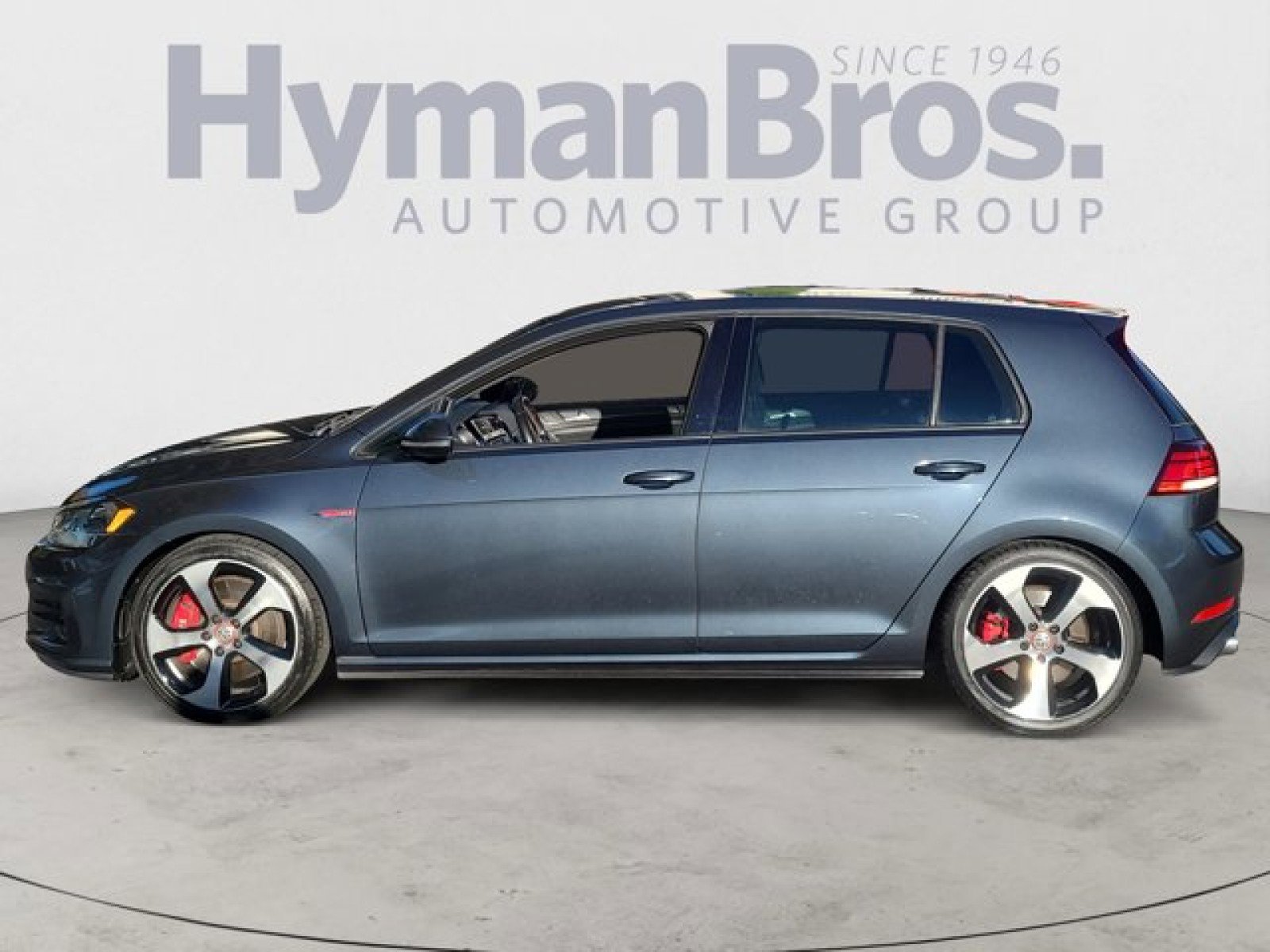 Used 2019 Volkswagen Golf S image 6