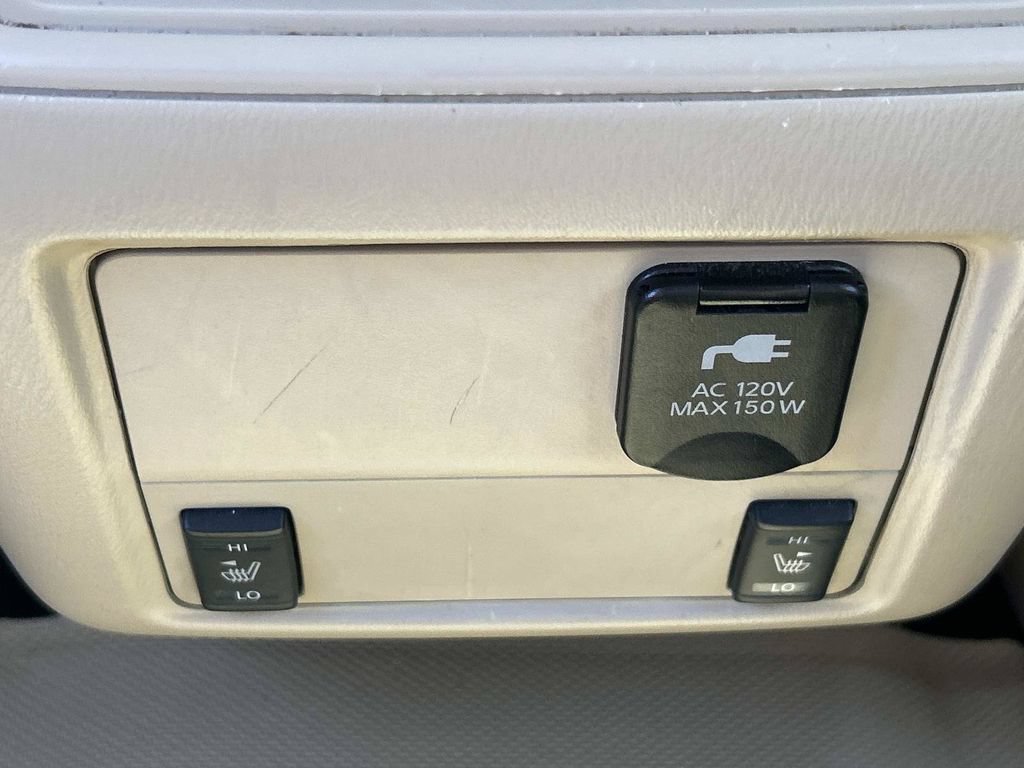 Used 2017 Nissan Pathfinder SL w/ SL Tech Package AWD/4WD image 19
