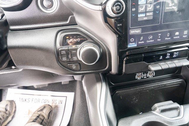 Used 2025 RAM 1500 Big Horn AWD/4WD image 21