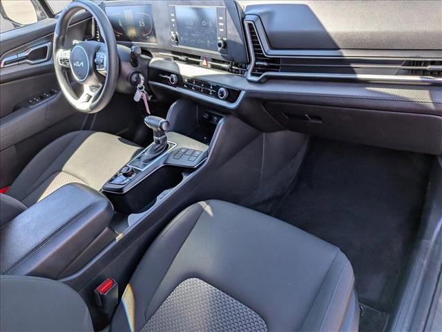 Used 2024 Kia Sportage LX image 21