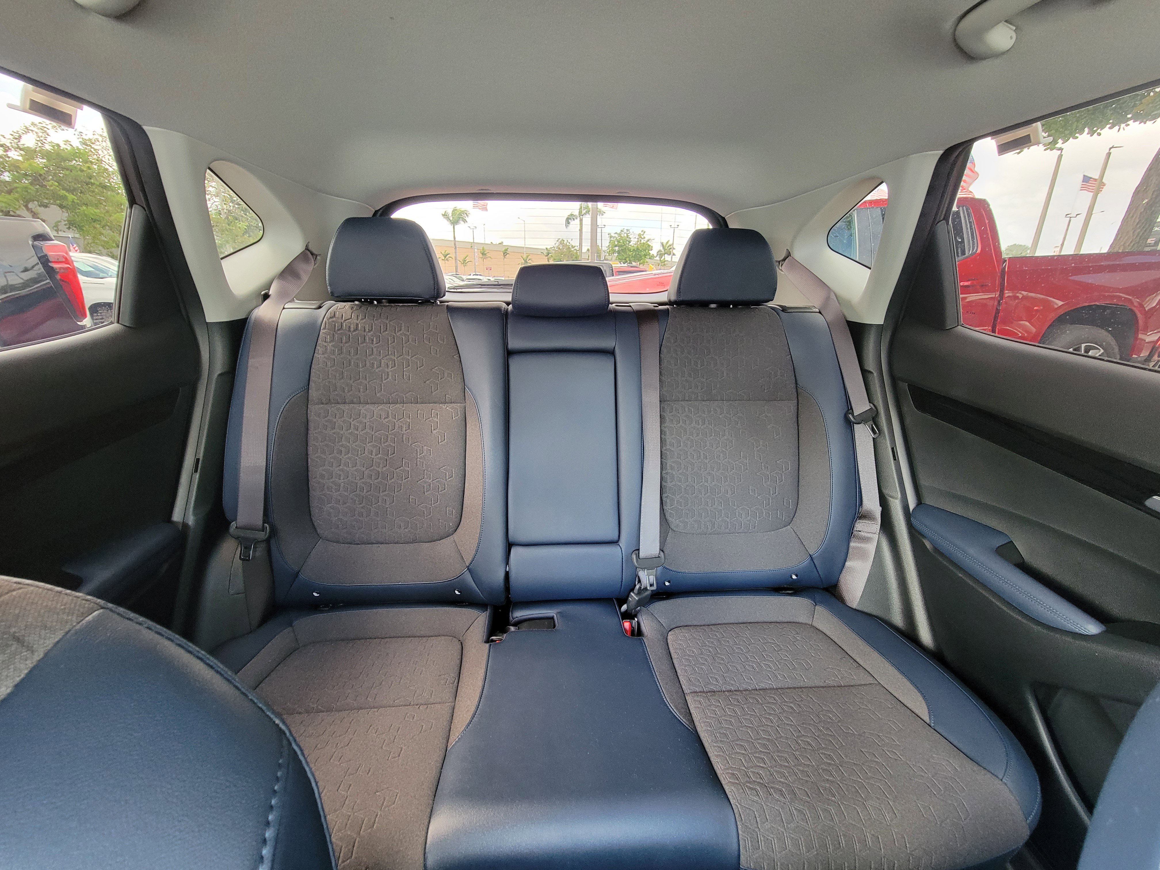 Used 2025 Kia Seltos S FWD image 15