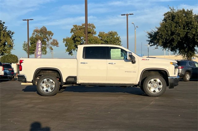 Used 2021 Chevrolet Silverado 2500 LTZ w/ LTZ Premium Package image 3