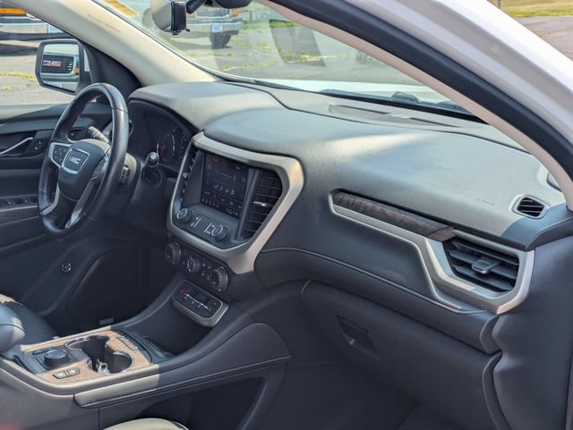 Used 2022 GMC Acadia Denali w/ Denali Ultimate Package AWD/4WD image 38