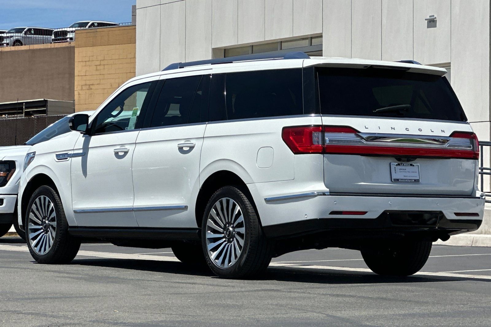 Certified 2021 Lincoln Navigator L Reserve AWD/4WD image 5