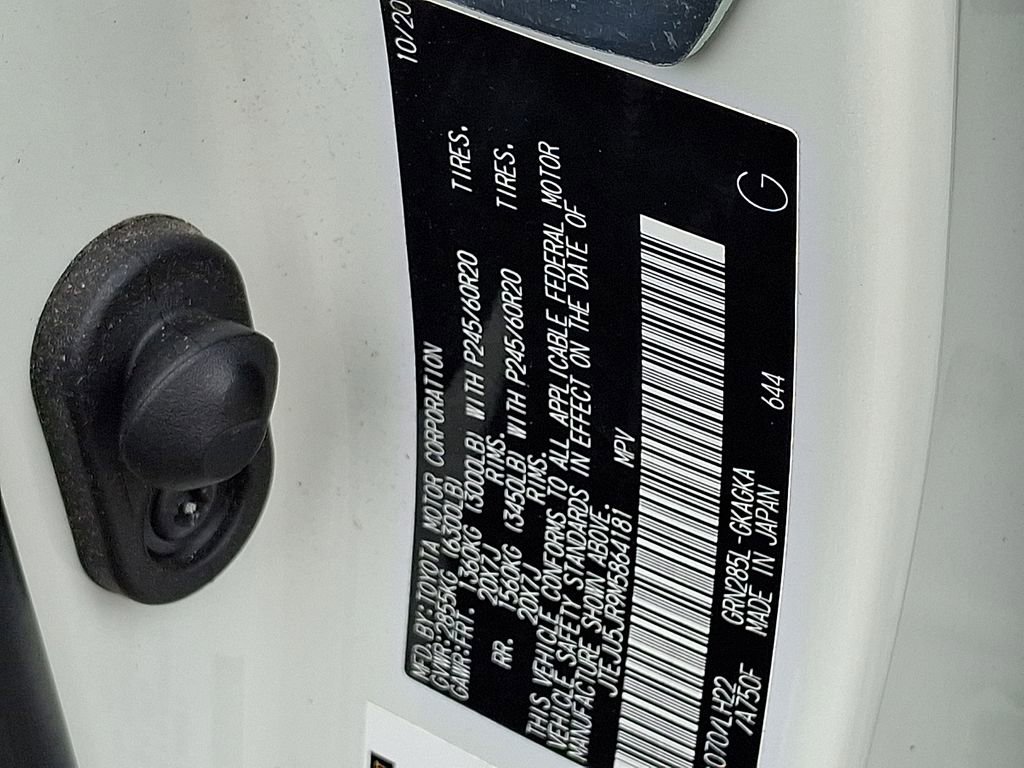 Used 2021 Toyota 4Runner Nightshade image 26