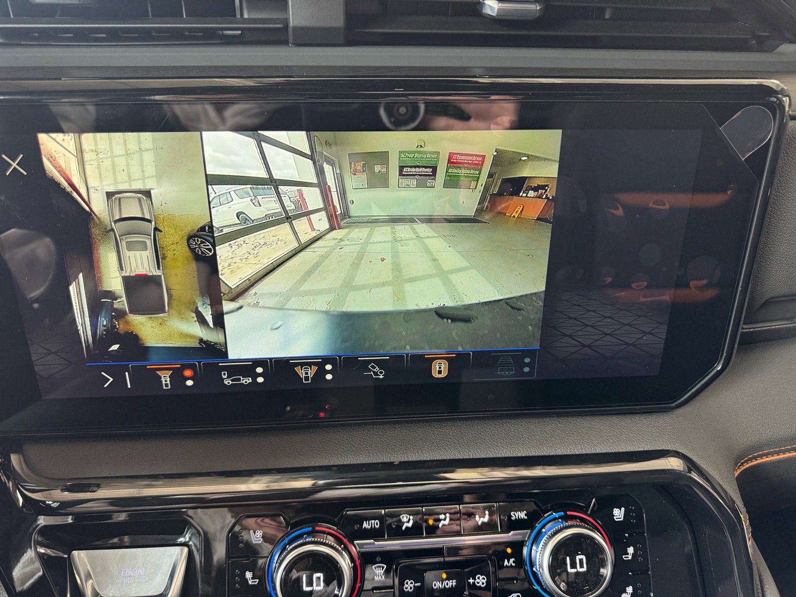 New 2026 GMC Sierra 1500 AT4 image 26