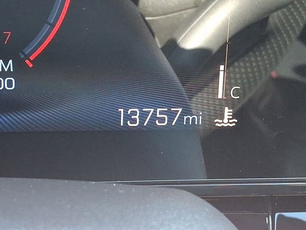 Certified 2024 Chevrolet Trax RS w/ Driver Confidence Package image 20